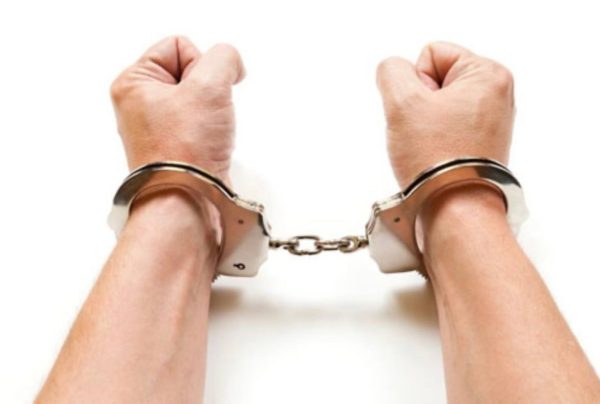 دستبند فلزی پلیسی