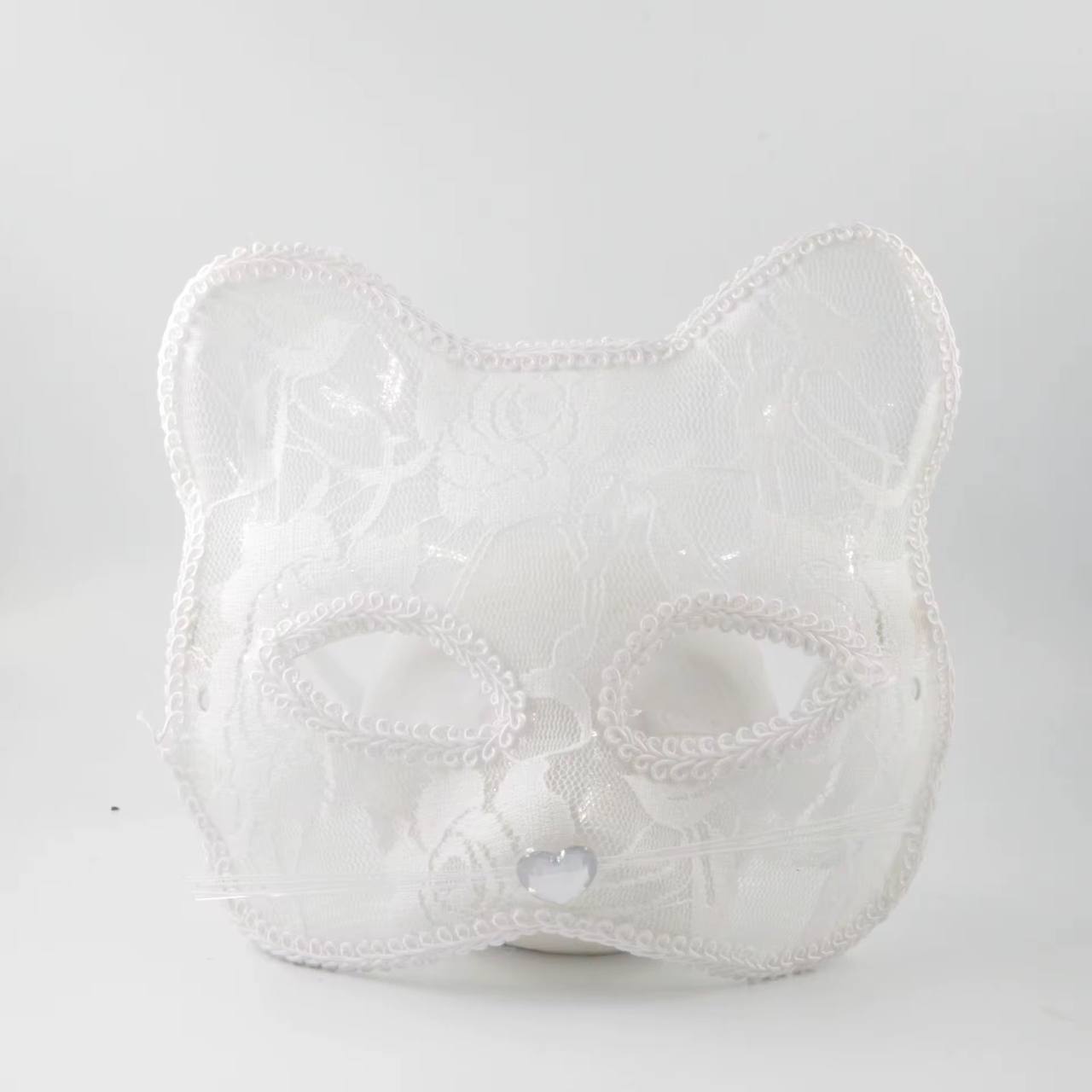 نقاب گربه سبیل دار سفيد 3 نقاب گربه سبیل دار سفيد