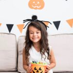 تل عنكبوت رو سر مشكي چشم برجسته